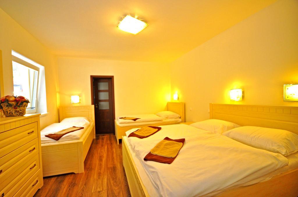 Apartment Bartek Ski Rental เดมานอฟสกา โดลินา ภายนอก รูปภาพ